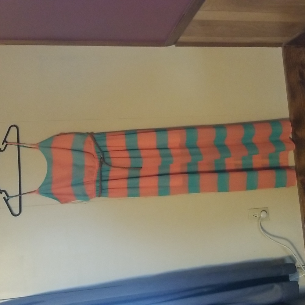 Womens maxi dress size Medium